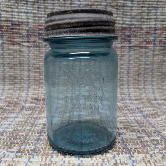 Vintage 1923-1933 Ball Perfect Mason Jar 10 Blue Glass Jar Zinc Lid Quart - Picture 3 of 9